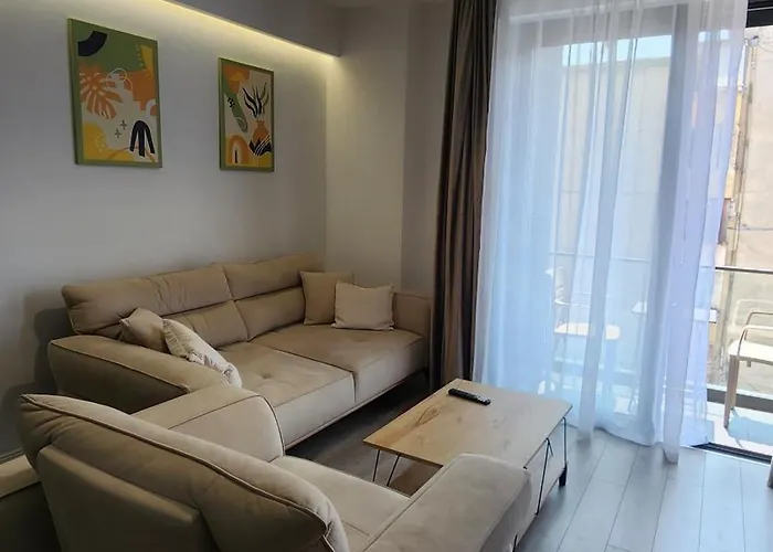 Kalpazo Mosaic ティラナ