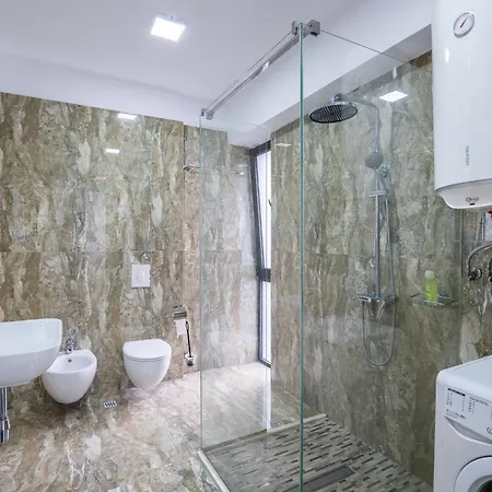 Kalpazo Mosaic Lägenhet Tirana