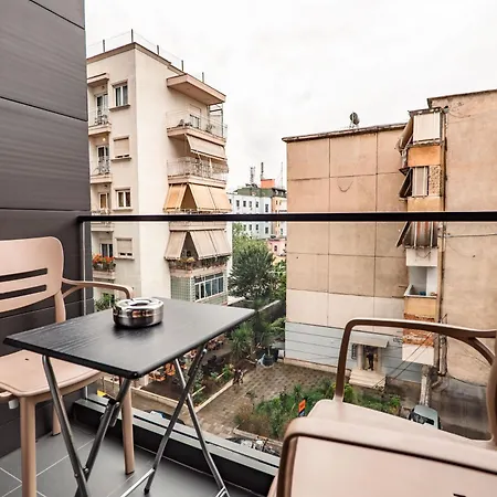Kalpazo Mosaic Lägenhet Tirana